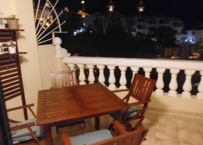 1 Bedroom Cristianos Appartement *